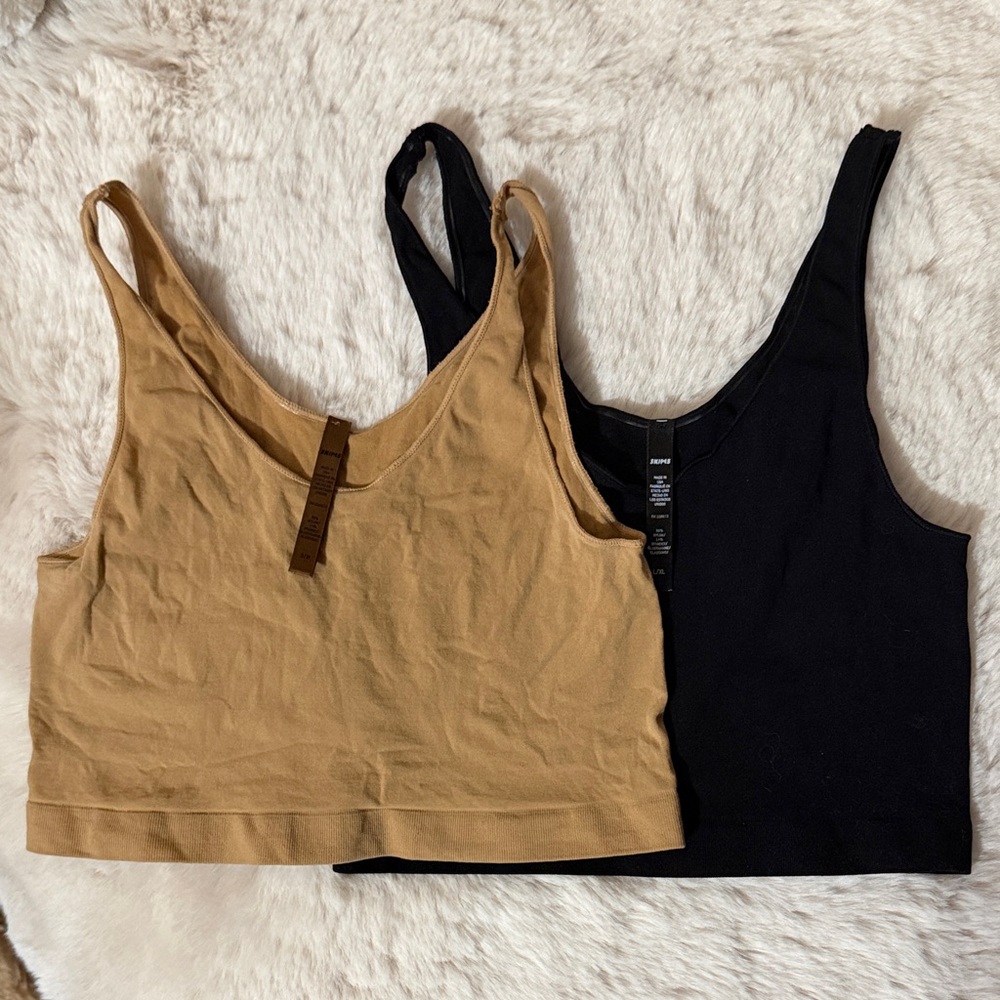 SALE!! Bundle of 3 SKIMS crop tops